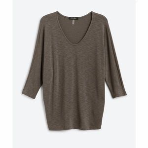 Laila Jayde Bowie 3/4 Sleeve Dolman Knit Top